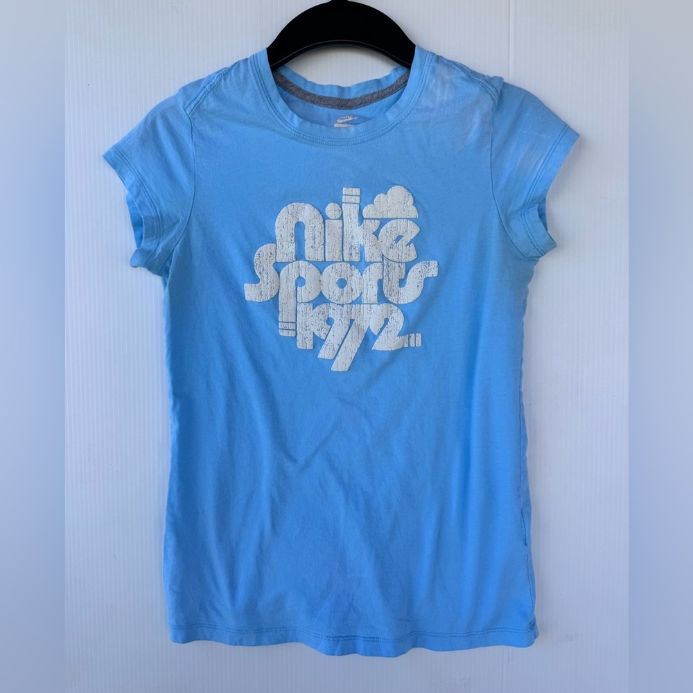 Nike Sports Graphic T Shirt Womens Size S Blue Short Sleeve Logo Cotton Tee